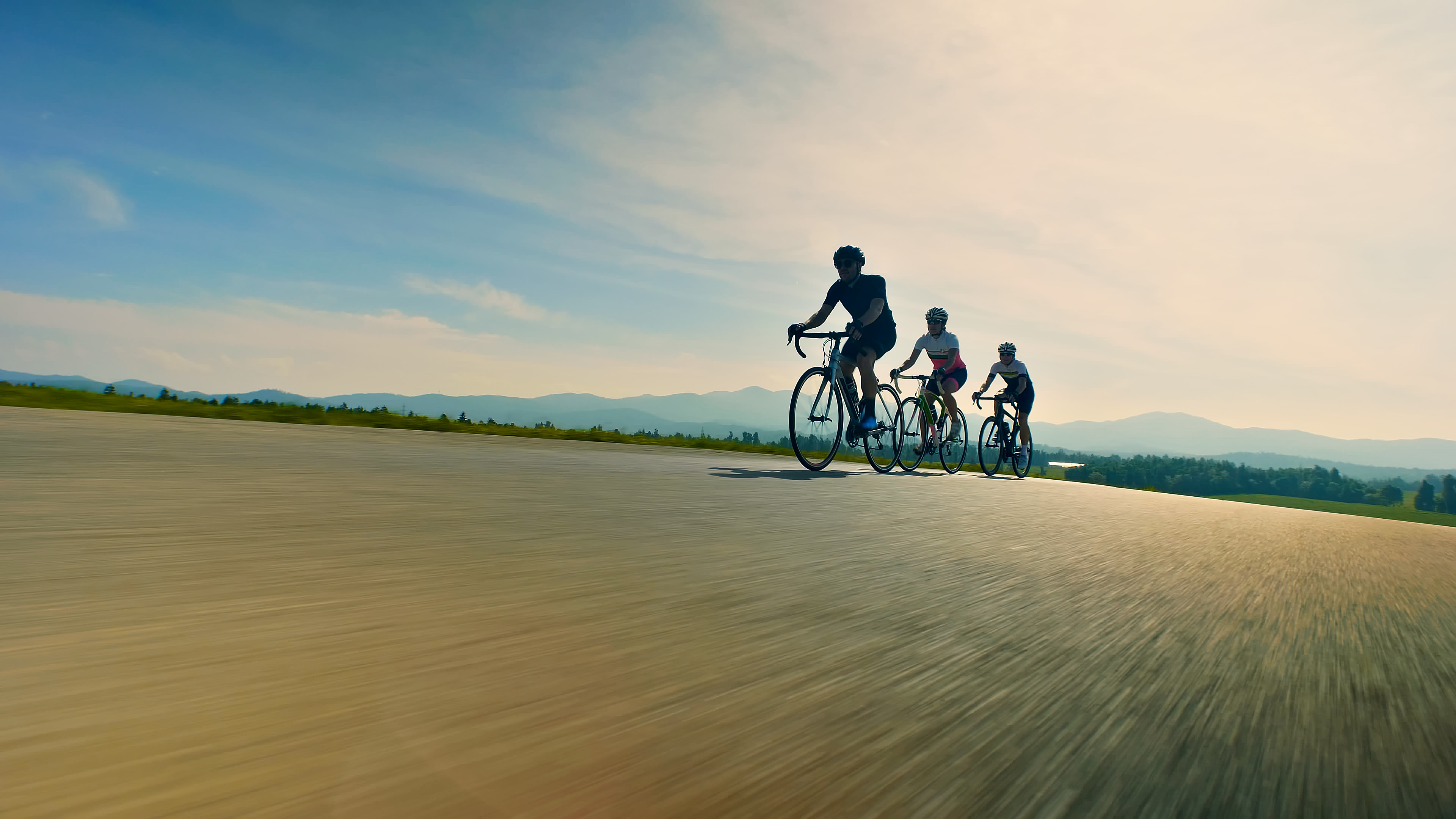 Mountain vs. Road Bikes: Find Your Perfect Ride